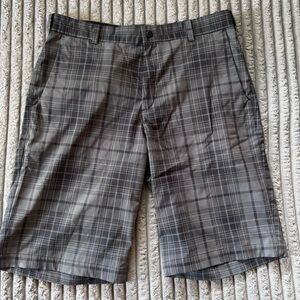 Nike Men’s Golf Dri-Fit Shorts Black/Gray Plaid